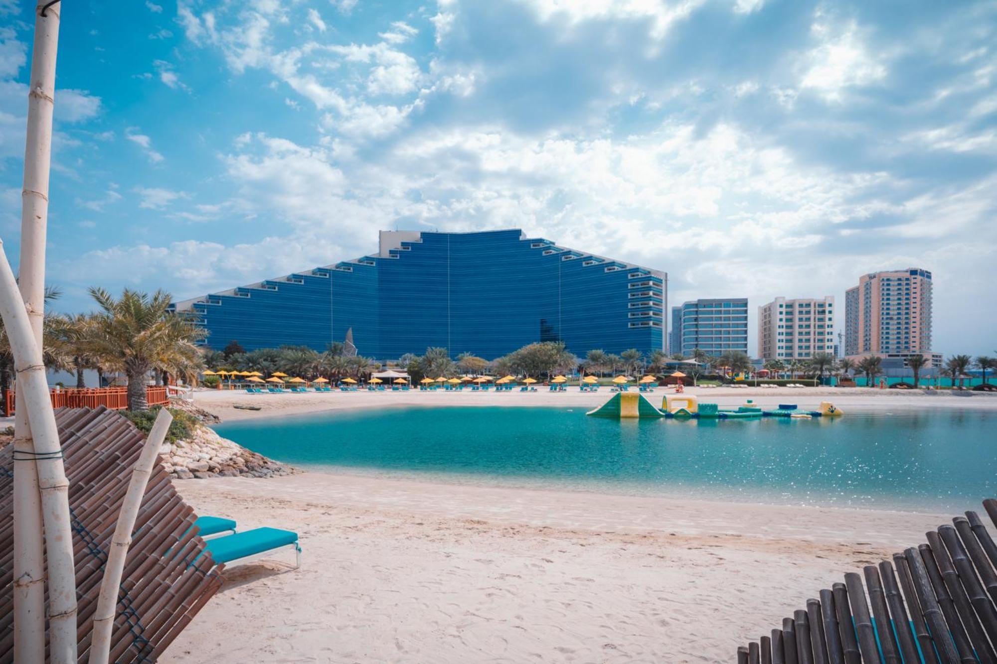 The Art Hotel & Resort Muharraq Luaran gambar